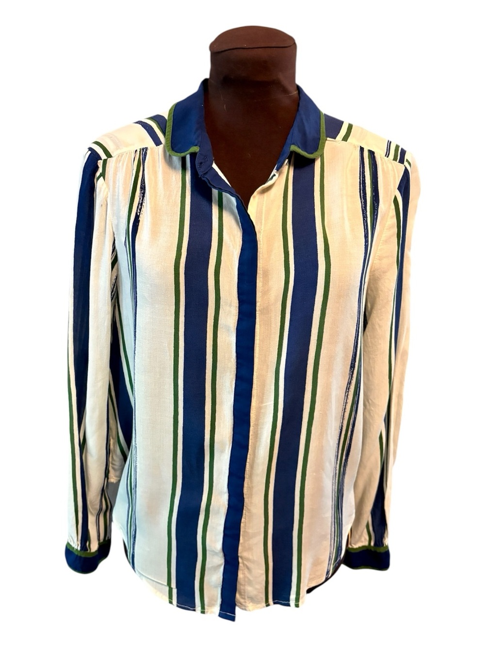 Anthropologist Maeve Striped Button-Front Blouse in White & Blue Stripes, size 6 - Picture 13 of 14